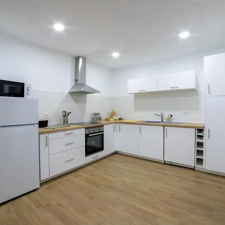 Nataly,s House Апартаменты *